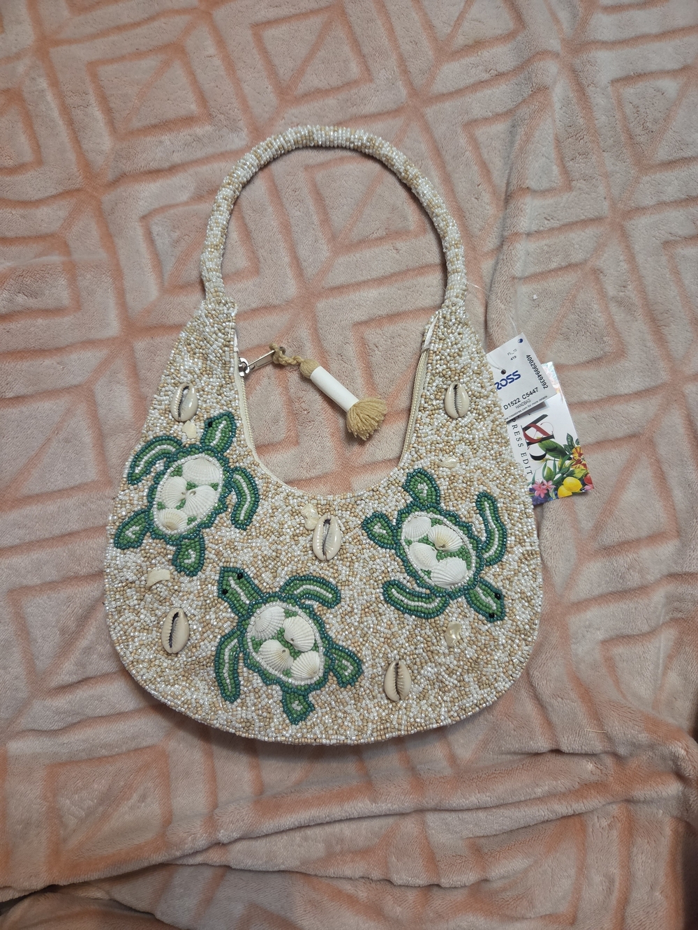 Beaded Sea Turtle Motif Shell Shoulder Bag - Green & Cream - Picture 1 of 3